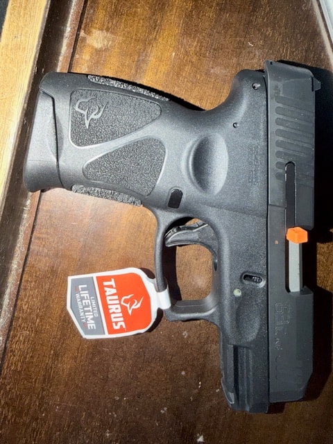 Taurus G3c photo 1